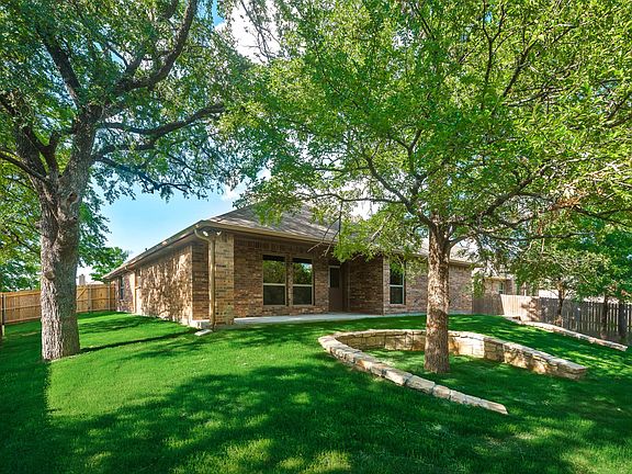 2nd image of 600 Zachary Dr
