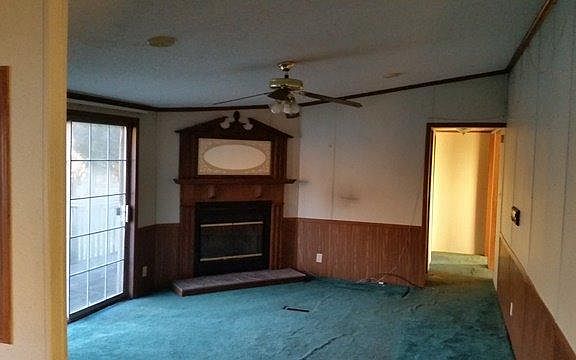 2nd image of 140 Village Circle Dr