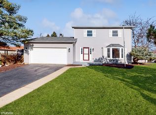 11726 Davey Dr, Huntley, IL 60142