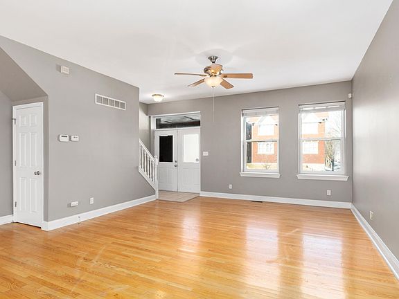 5th image of 3128 Halliday Ave
