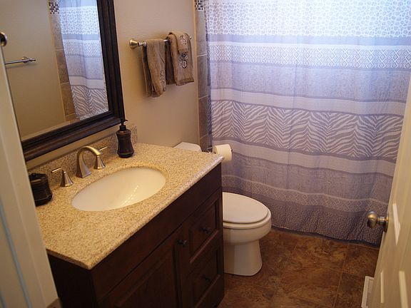 Upstairs Guest Bath