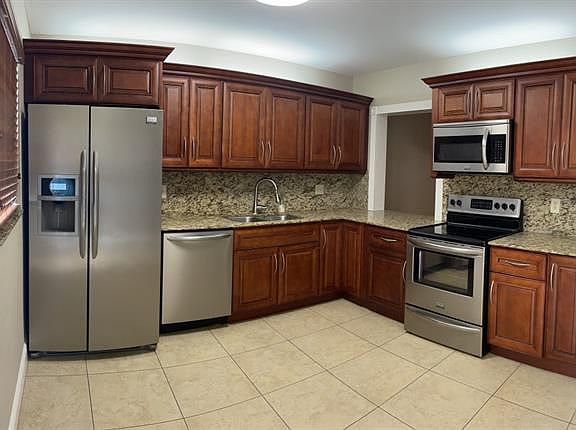 2nd image of 250 Gate Rd APT 155