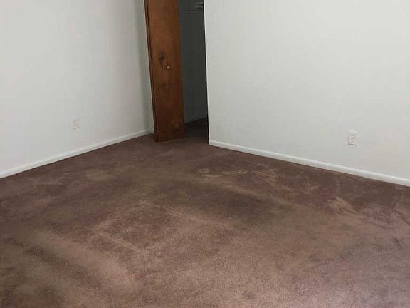 5th image of 504 Cinnaminson Ave #C
