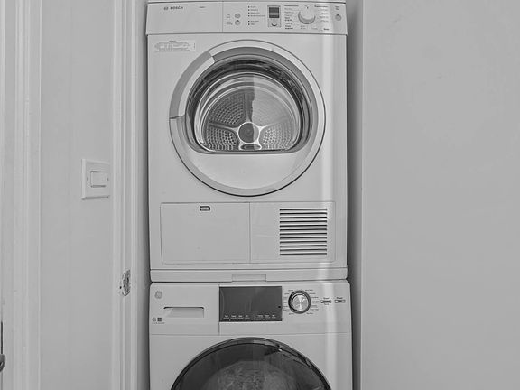 5th image of 64 E 34th St APT 5C