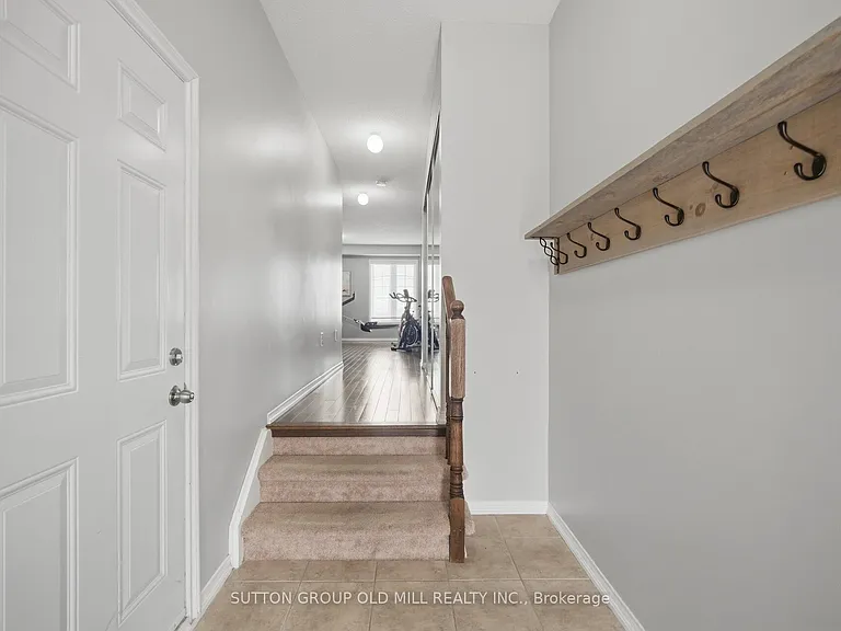 946 Audley Rd N — Photo 7