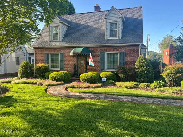 111 E G St, Elizabethton, TN 37643