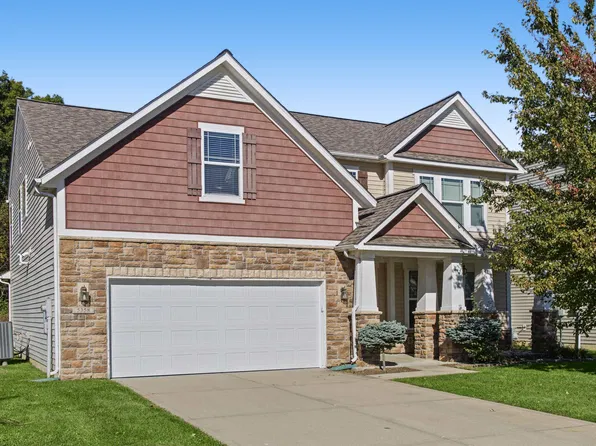 5358 W Hoge Dr, Bloomington, IN 47403