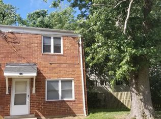 718 Four Mile Rd, Alexandria, VA 22305