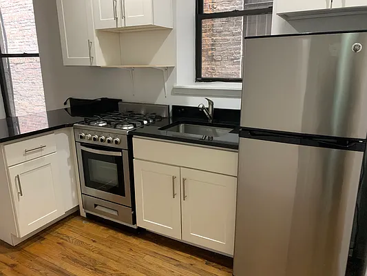 Rented by Prince Real Estate Associates LLC | media 16