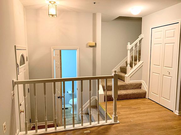 Entrance with half bath