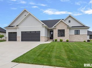 4713 Berkshire Xing, Springfield, IL 62711