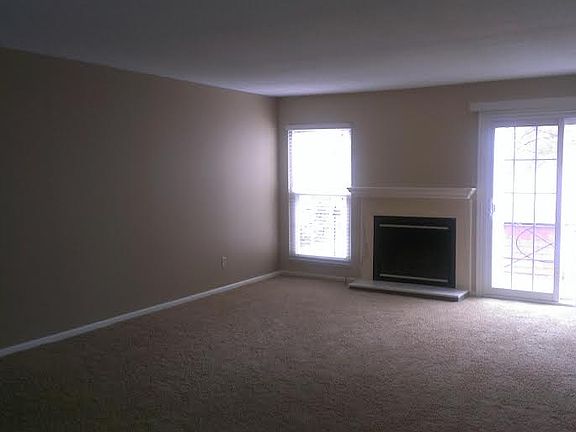3rd image of 2900 W 53rd St APT 210