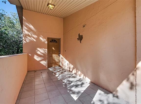 2nd image of 156 Shadow Oak Dr