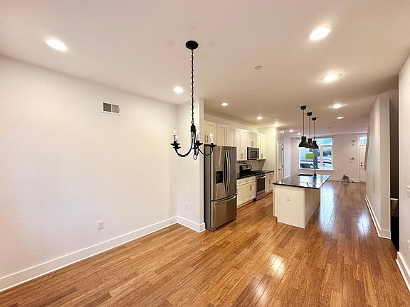 5th image of 2023 E Arizona St #A