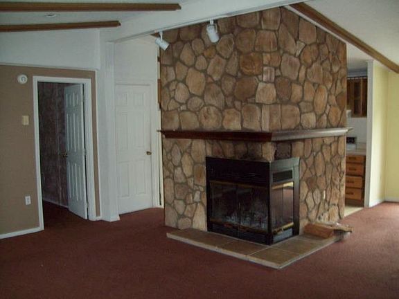 3rd image of 41 Scarlet Ln