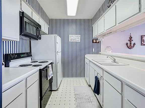 5th image of 12600 Melville Dr APT 209A