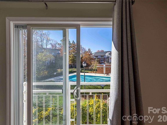 5th image of 3953 Picasso Ct