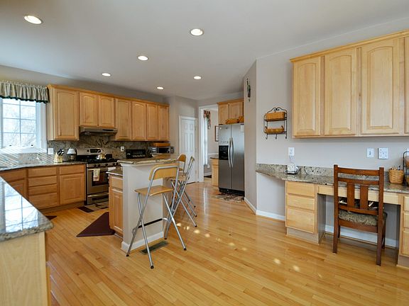 5th image of 9226 Lee Masey Dr