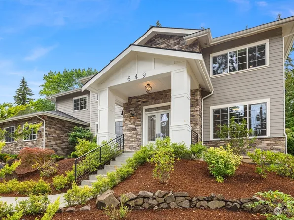 649 126th Avenue NE, Bellevue, WA 98005
