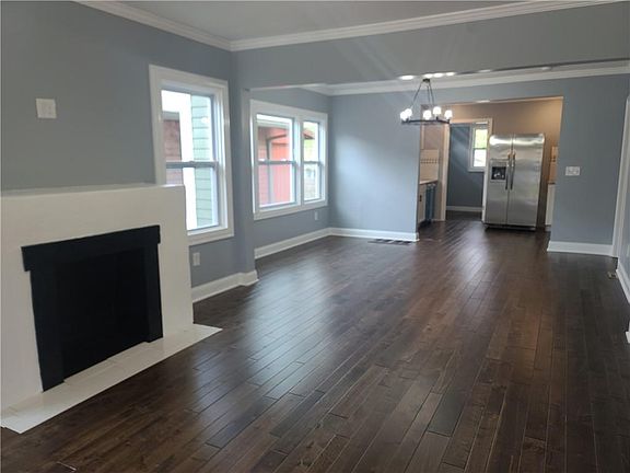 4th image of 5613 Tracy Ave