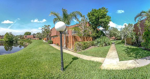 3rd image of 1771 San Jose Dr #44-A