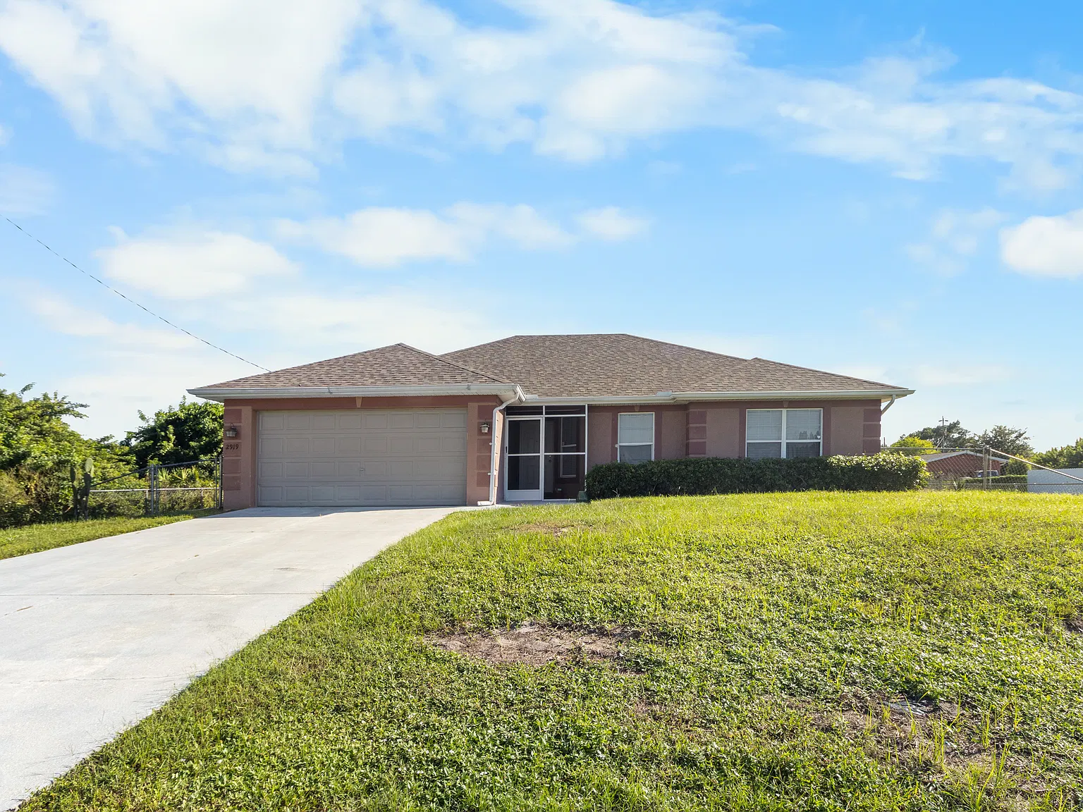 4 bed, 1590 sqft, $1,850 — Photo 1