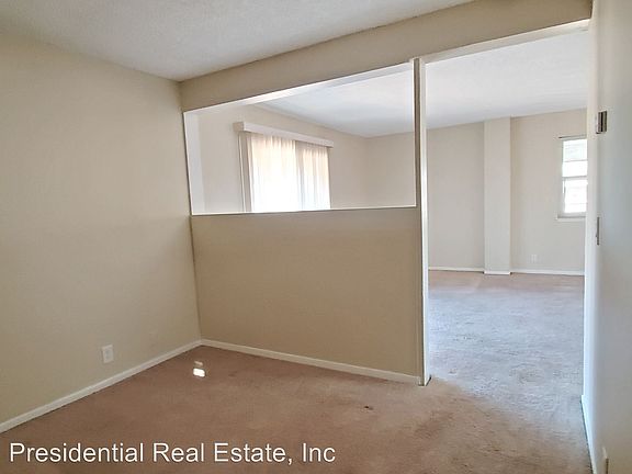 4th image of 110 Roundtable Dr APT 23-4