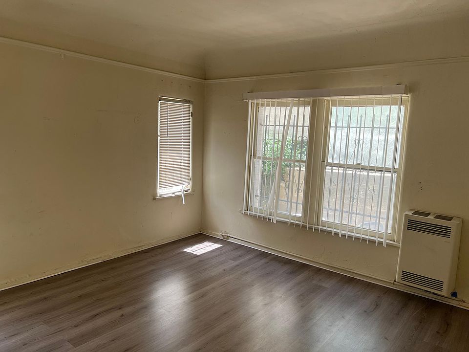 2nd image of 135 N New Hampshire Ave APT 306