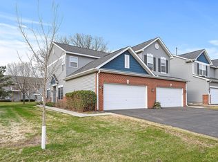 8440 Grove Cir, Shakopee, MN 55379