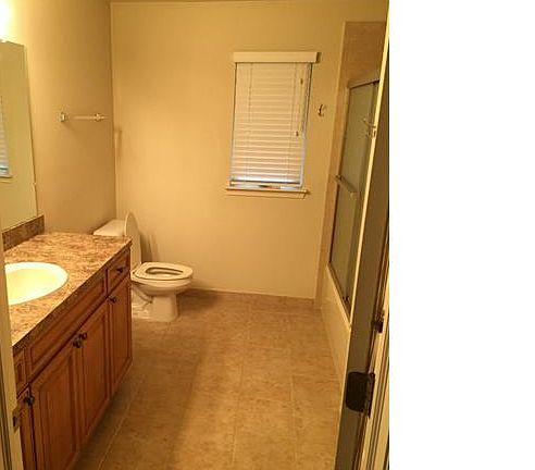 5th image of 16590 Ventura Cir