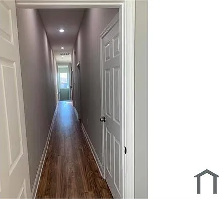 3 bed, 1050 sqft, $1,920 — Photo 3
