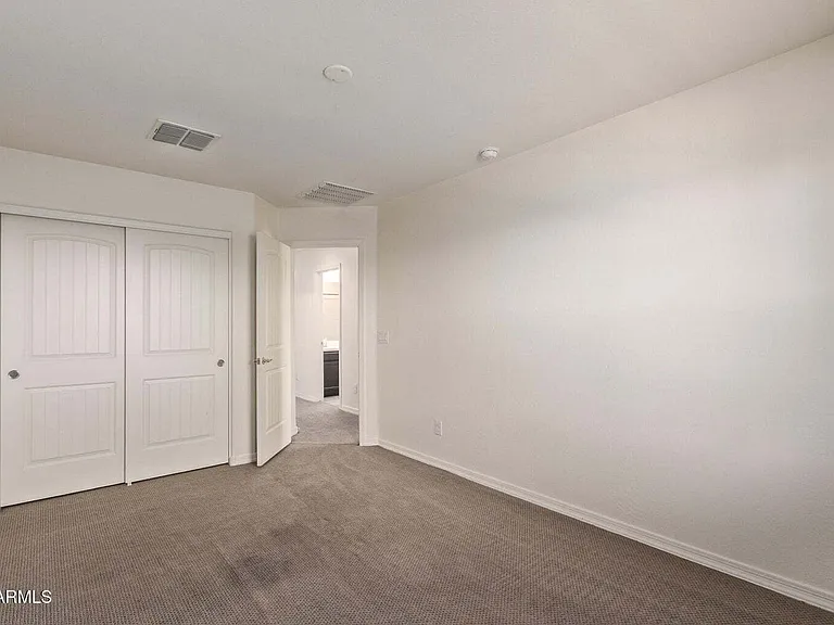 905 S Canal Dr #30 — Photo 16