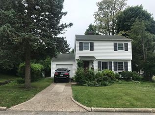 705 W Court St, Ludington, MI 49431
