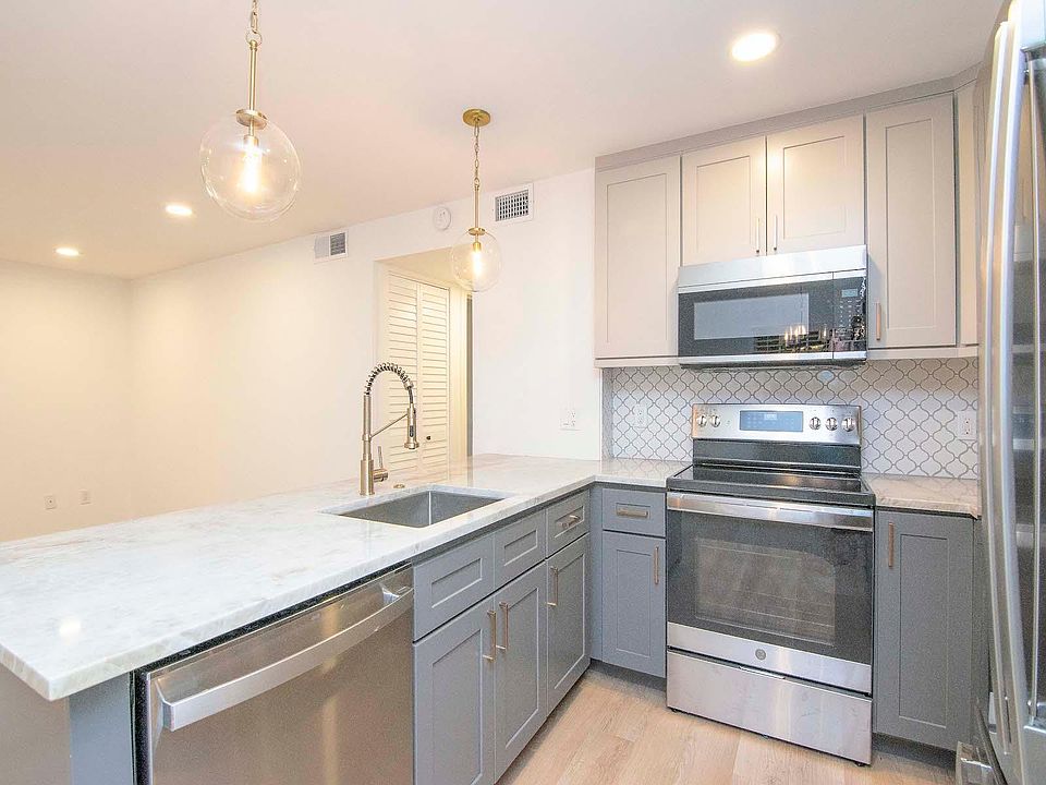 1st image of 107 S Obrien St Unit 118