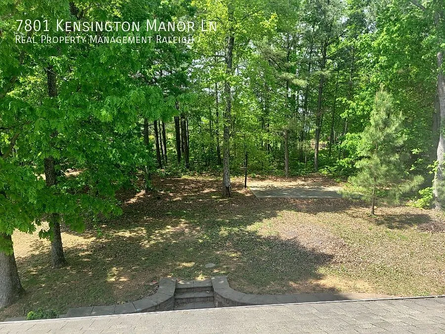 4 bed, 3.5 bath, 4459 sqft, $3,300 — Photo 2