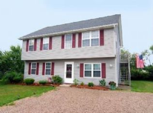 25 Newport Ln, Narragansett, RI 02882