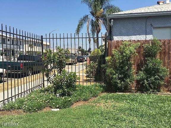 4th image of 6518 1/2 S Victoria Ave