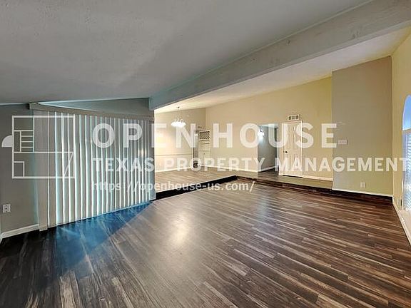 3rd image of 2902 Fern Glen Dr