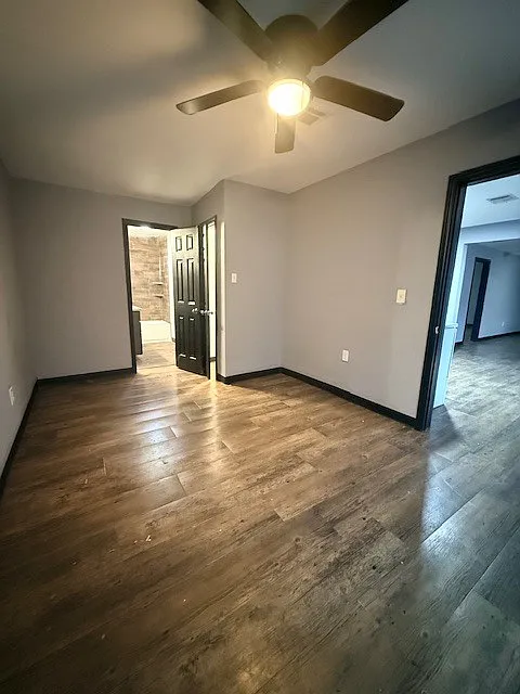5414 Pardee Street - B — Photo 4