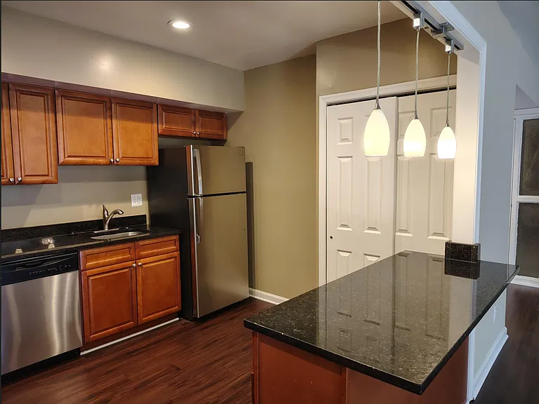 Residences at Pomona Park — Photo 84