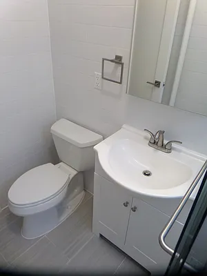 Rented by Vassiliou Group | media 7