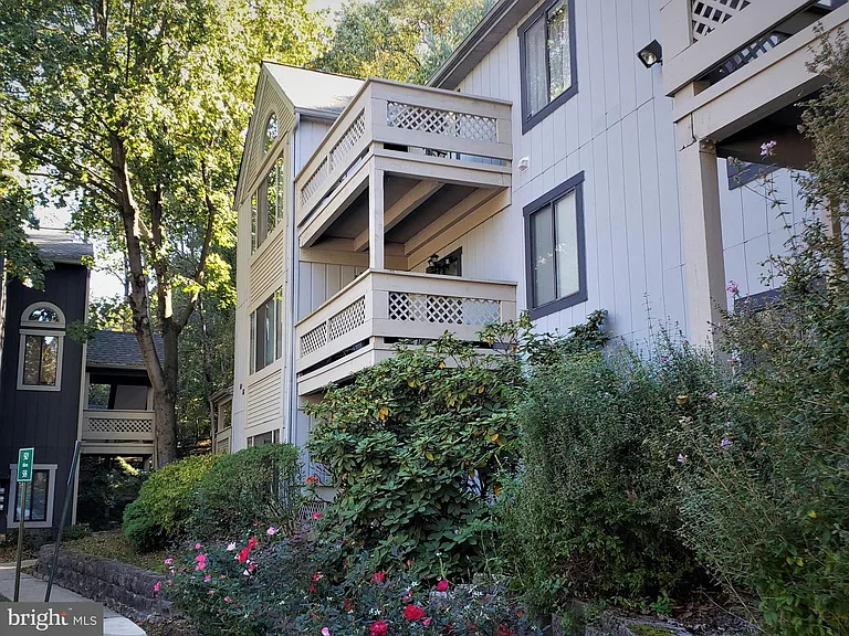 58 Windbrooke Cir #58 — Photo 25