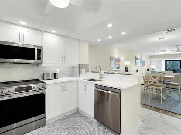 1672 Spoonbill LN #B, NAPLES, FL 34105