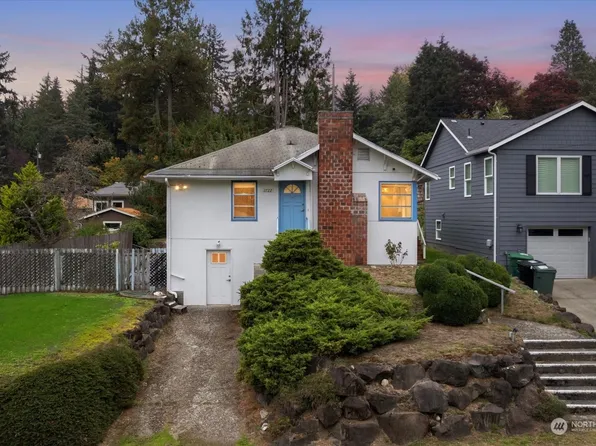1722 NE 104th Street, Seattle, WA 98125
