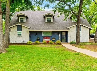 2601 Chinquapin Oak Ln, Arlington, TX 76012