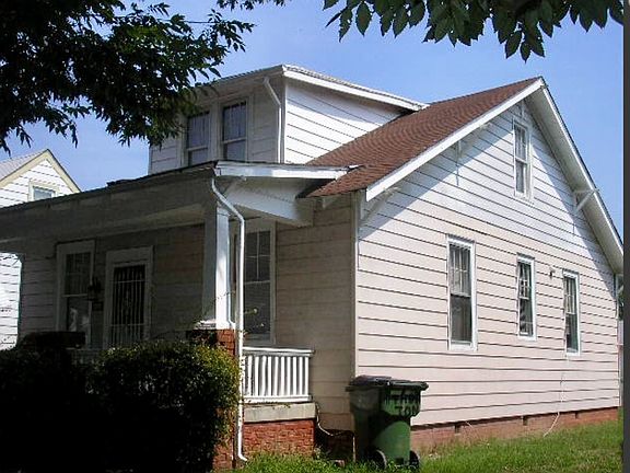 2nd image of 3207 Jeter Ave