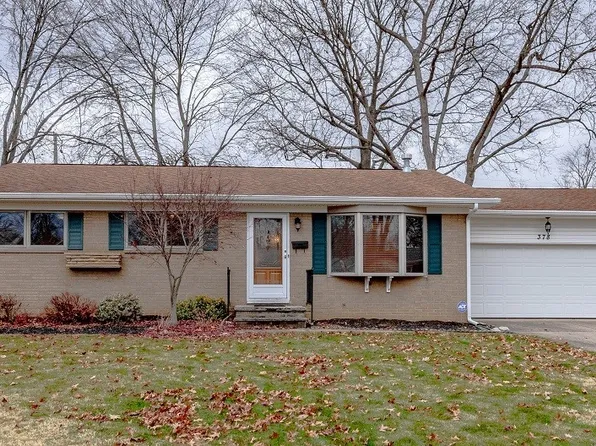 378 Sterling Cir, Berea, OH 44017