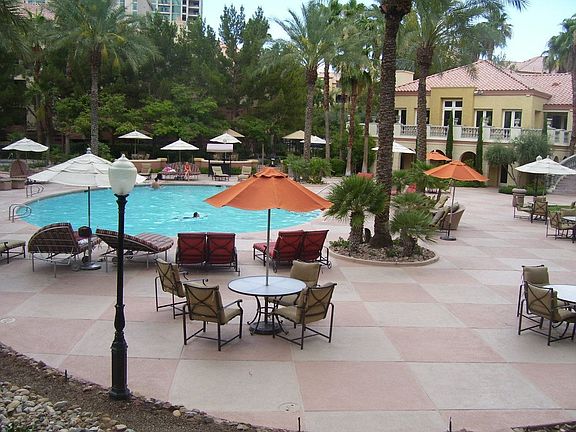 2nd image of 220 E Flamingo Rd Unit 124