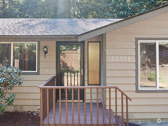 2nd image of 22355 Wavecrest Avenue NE