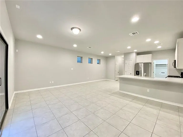 1701 Yaupon Grove Ln — Photo 24